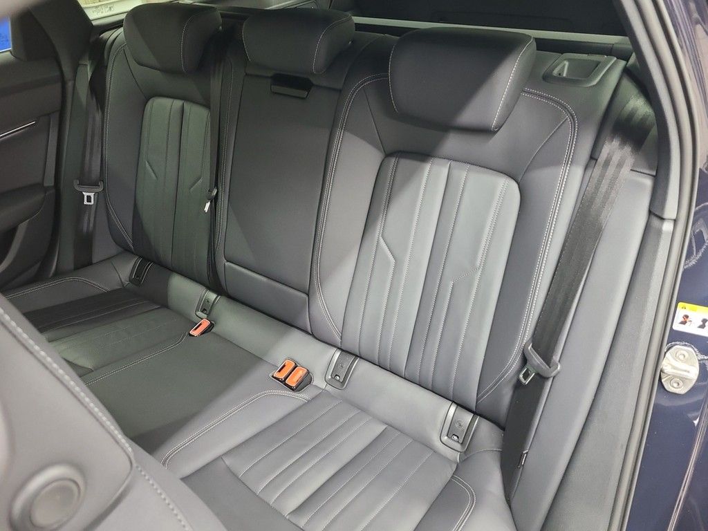 Audi A6 Avant 40 TDI quattro advanced - Samsaru's Car Outlet