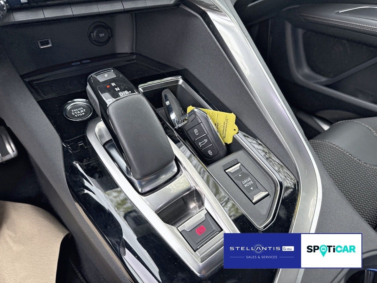 Peugeot 3008 Hybrid 225 GT SHZ NAVI CAM