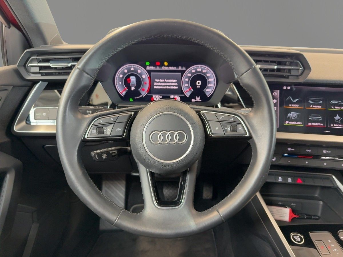 Audi A3 Sportback 30 TFSI g-tron Pano AHK Navi virtua