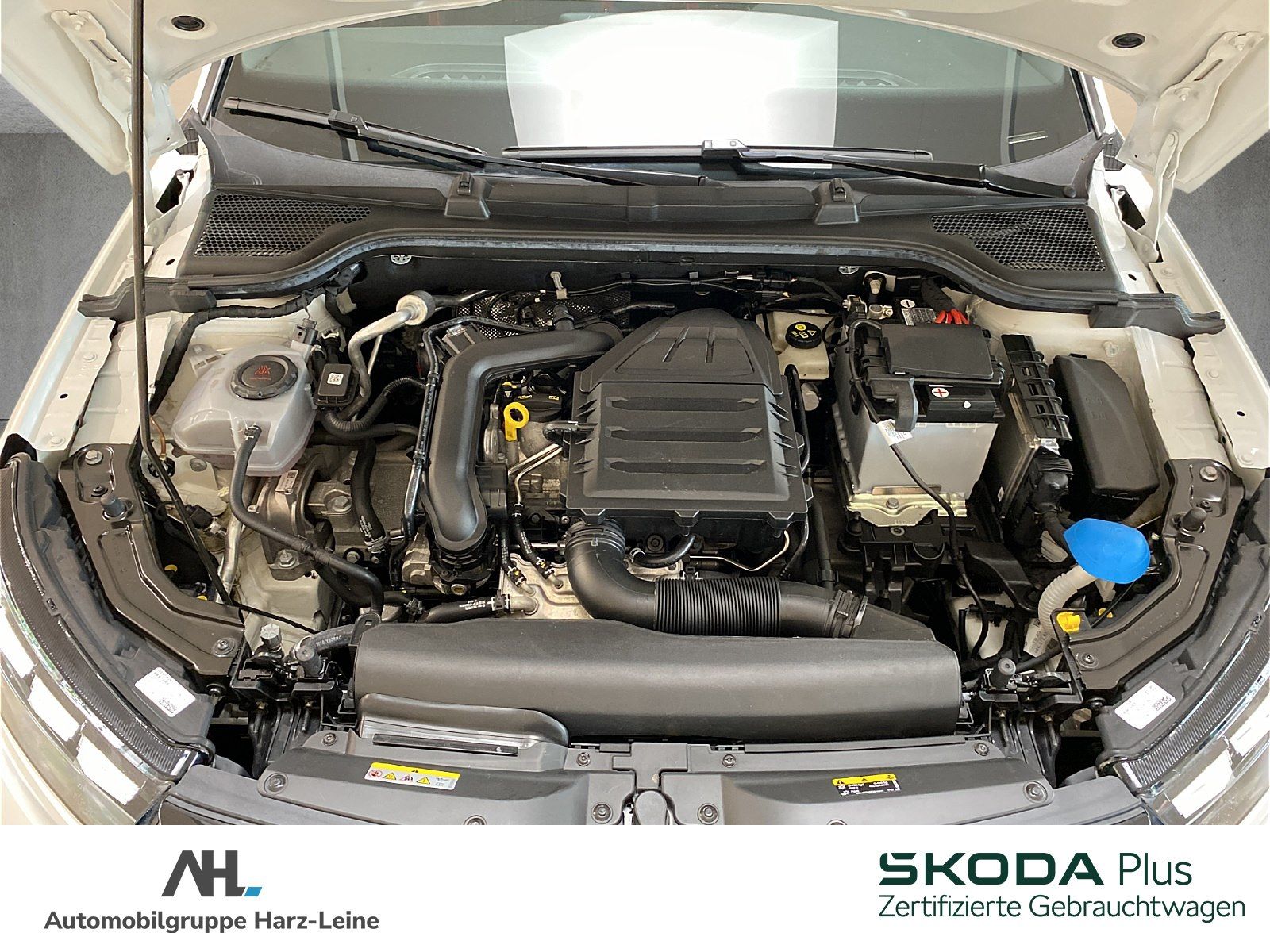 Skoda Kamiq 1.0 TSI Monte Carlo - Samsaru's Car Outlet
