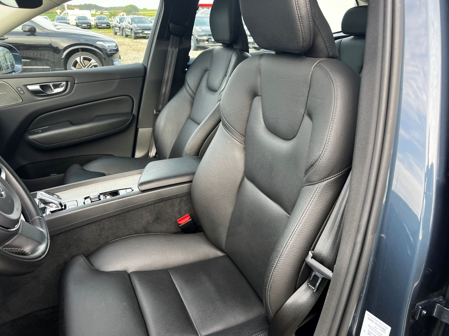 Volvo XC60 Inscription Recharge Plug-In Hybrid AWD T8