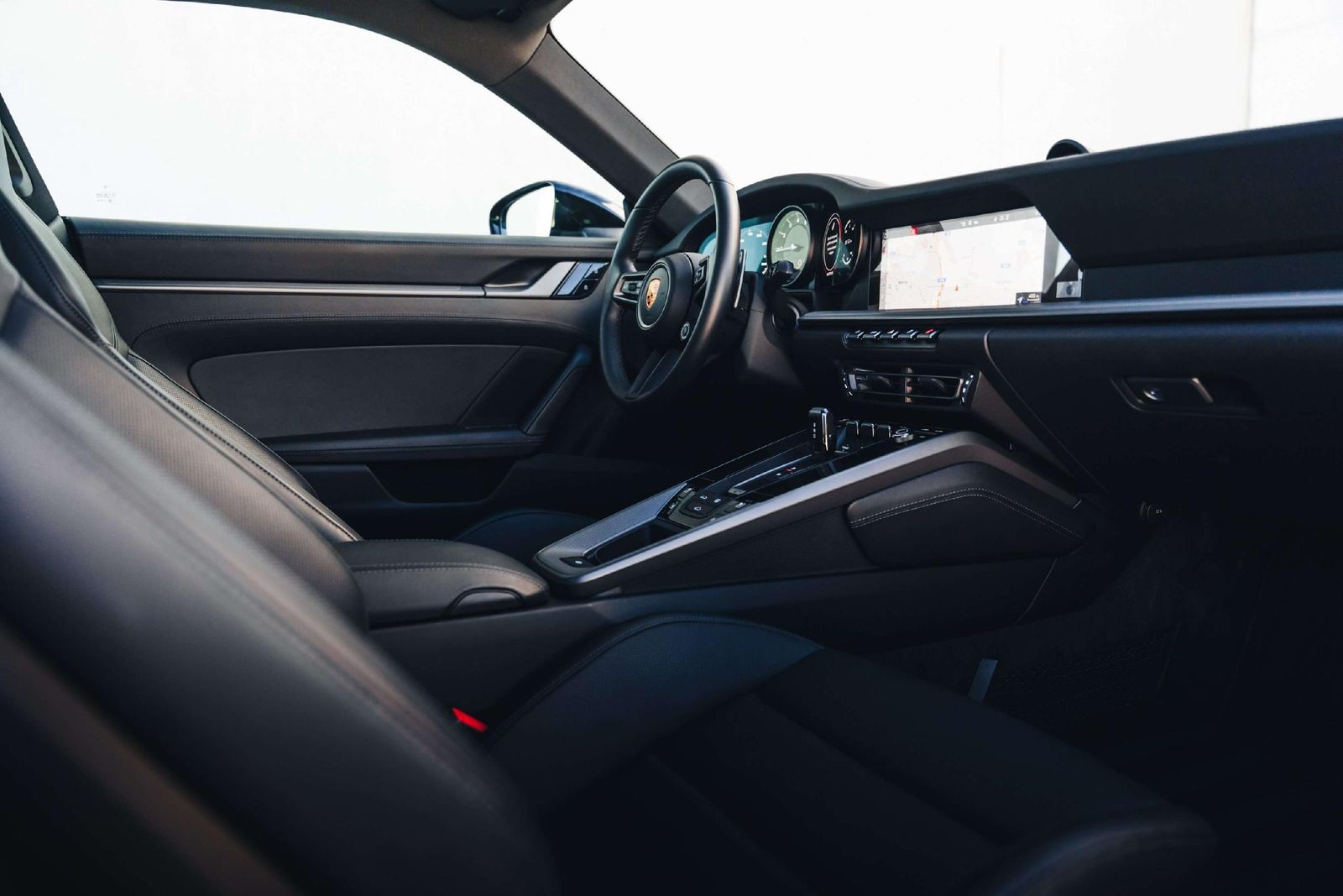 Porsche 992 Carrera 4S / Pano / BOSE / 360 / Chrono / VA