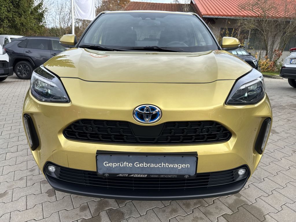 Toyota Yaris Cross Hybrid 1.5 VVT-i Team D. Safety-Pake