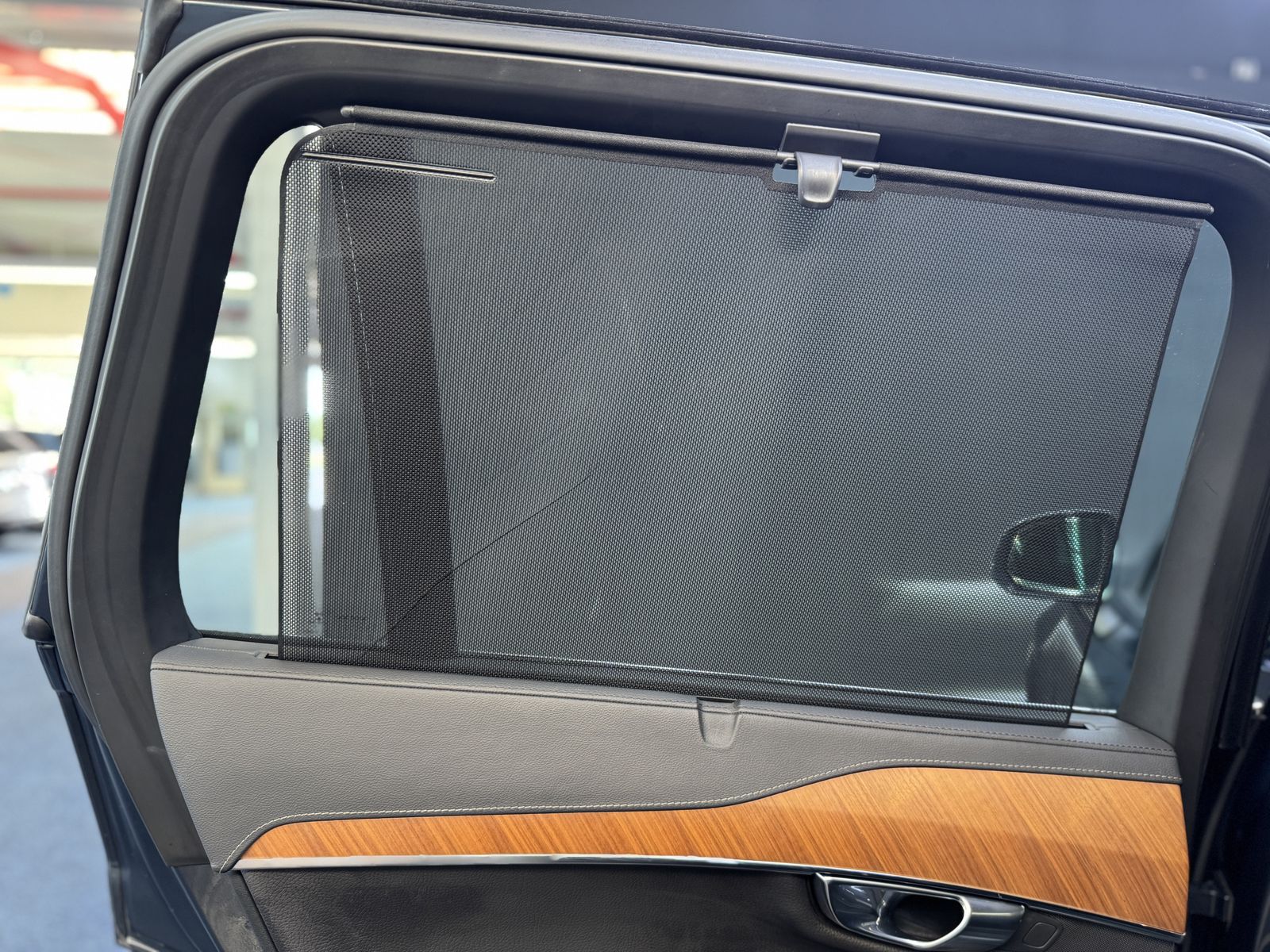 Volvo XC90 Inscription AWD - Samsaru's Car Outlet