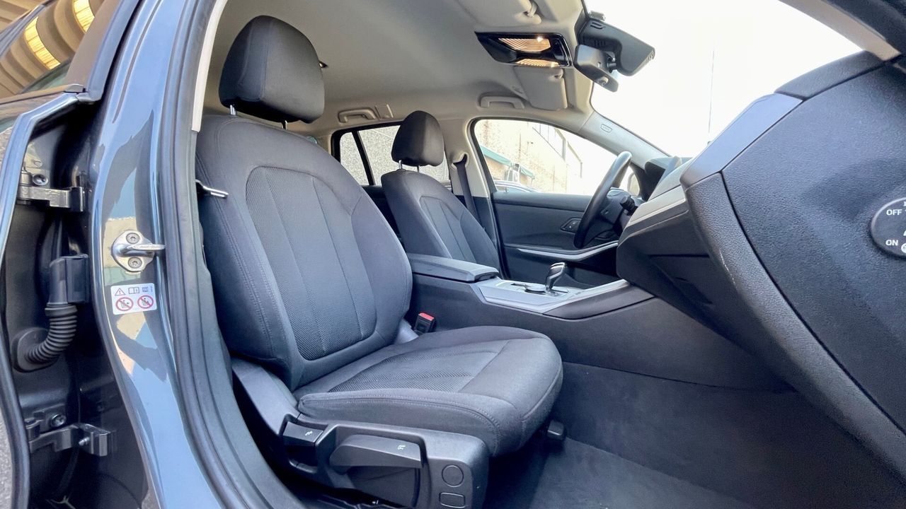 BMW 320D Touring Advantage - Samsaru's Car Outlet