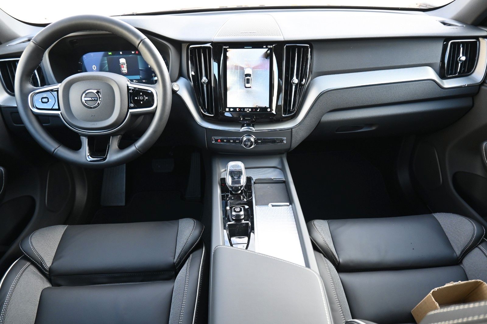 Volvo XC60 B5 AWD Plus Dark*H&K*FSHZG*360°*ACC*AHK