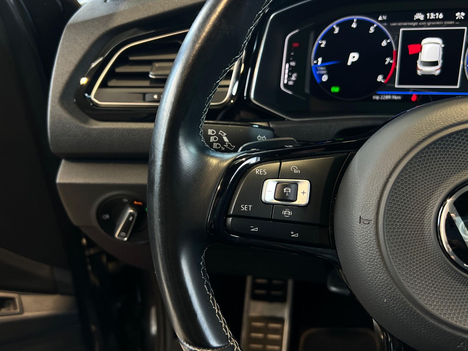 Volkswagen T-Roc R 4Motion - Samsaru's Car Outlet