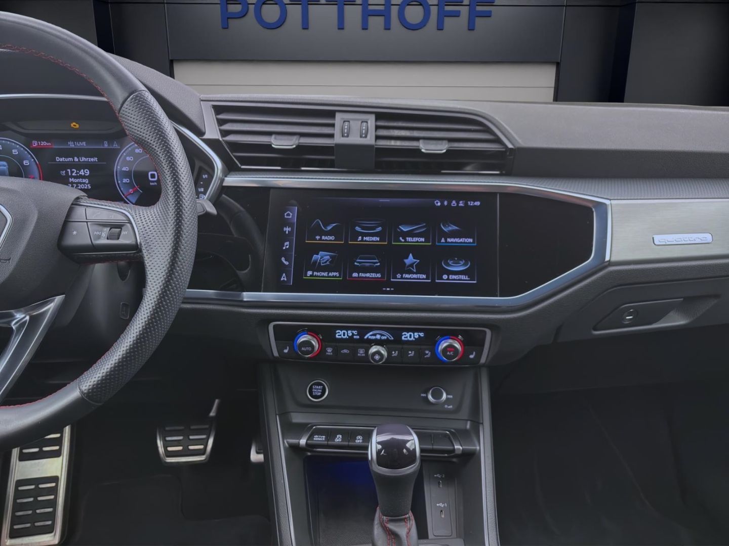 Audi Q3 40 TFSI Q S LINE - Samsaru's Car Outlet