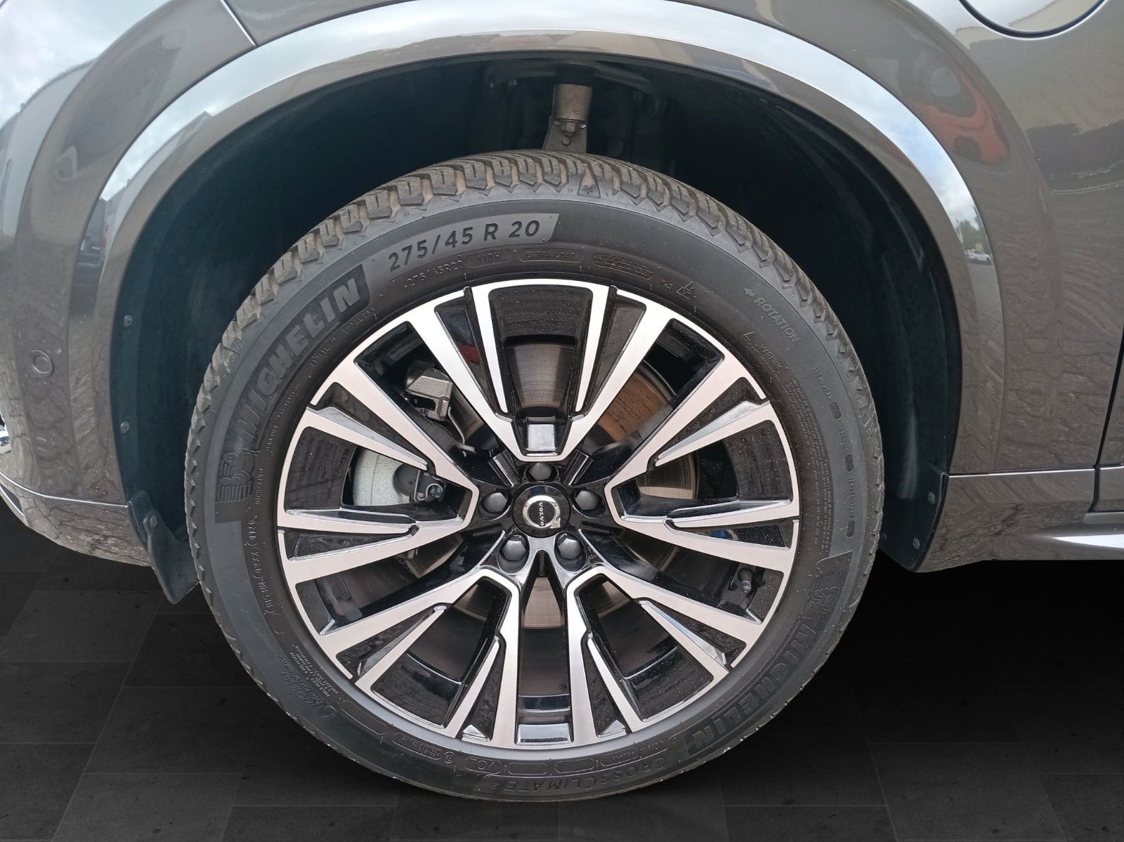 Volvo XC90 T8 Twin Engine AWD - Samsaru's Car Outlet