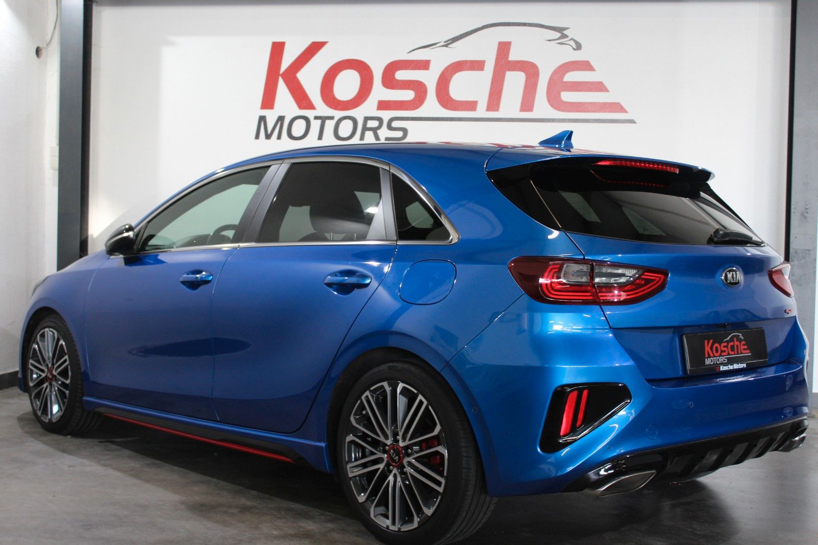 Kia cee'd GT - Samsaru's Car Outlet