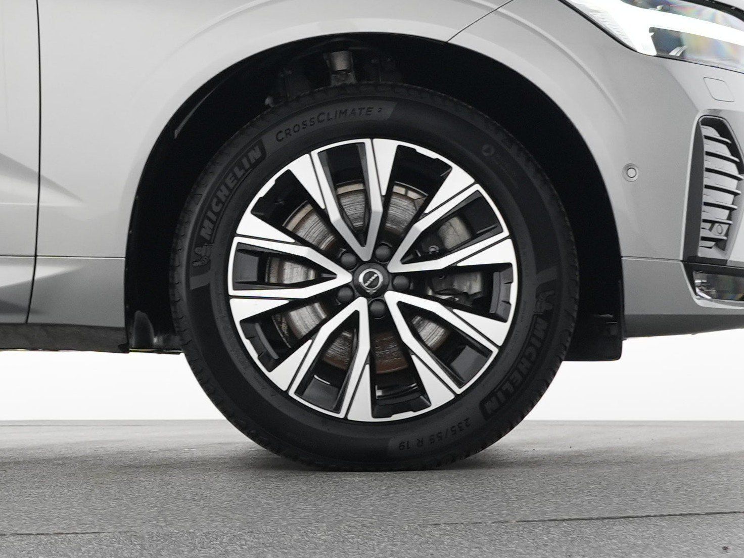 Volvo XC60 B4 Diesel AWD Plus Dark STANDHZ*360*GSHD