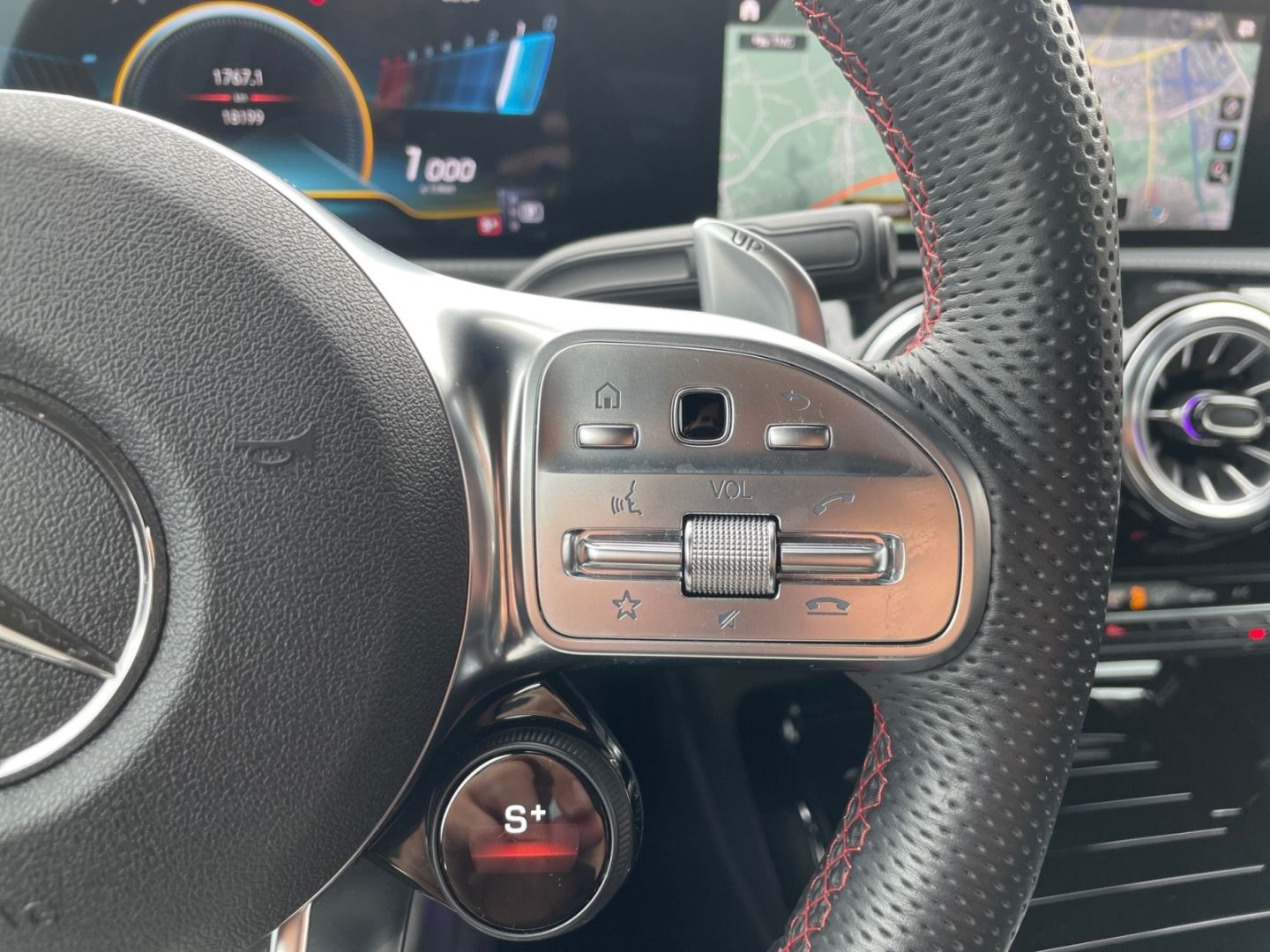 Mercedes-Benz CLA 35 AMG Shooting Brake 4M - Samsaru's Car Outlet