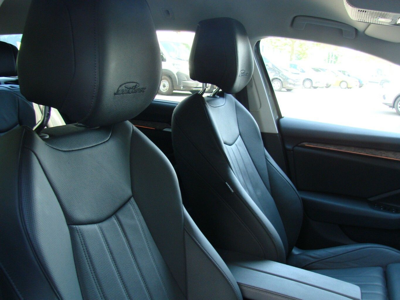 Skoda Superb 2.0TDi L&K 4x4 ACC LED AHK H&K 360º