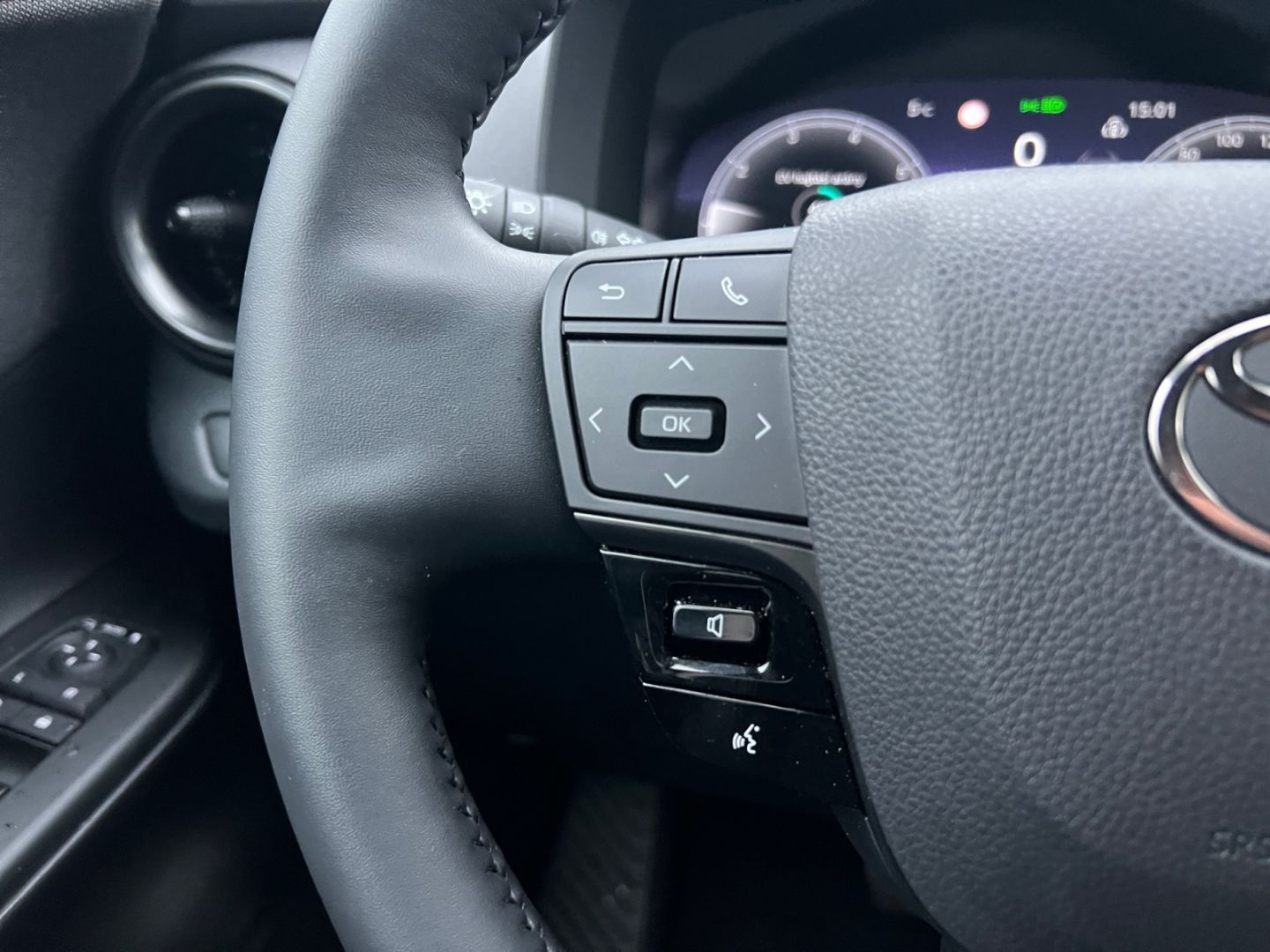 Toyota C-HR 1.8 Hybrid Teamplayer *Technik Paket*CAM*SH