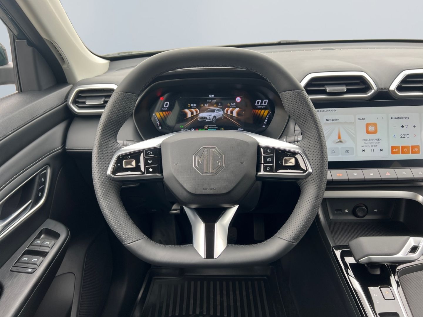 MG ZS Hybrid+ Luxury *LED*360°*Leder*ACC*SHZ*CarPla