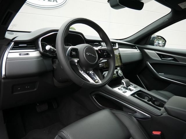 Jaguar F-Pace P250 R-Dynamic S Keyless Go