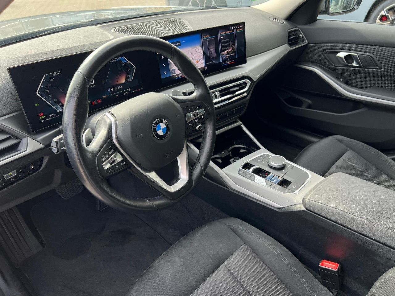 BMW 320d Touring xDrive - Samsaru's Car Outlet