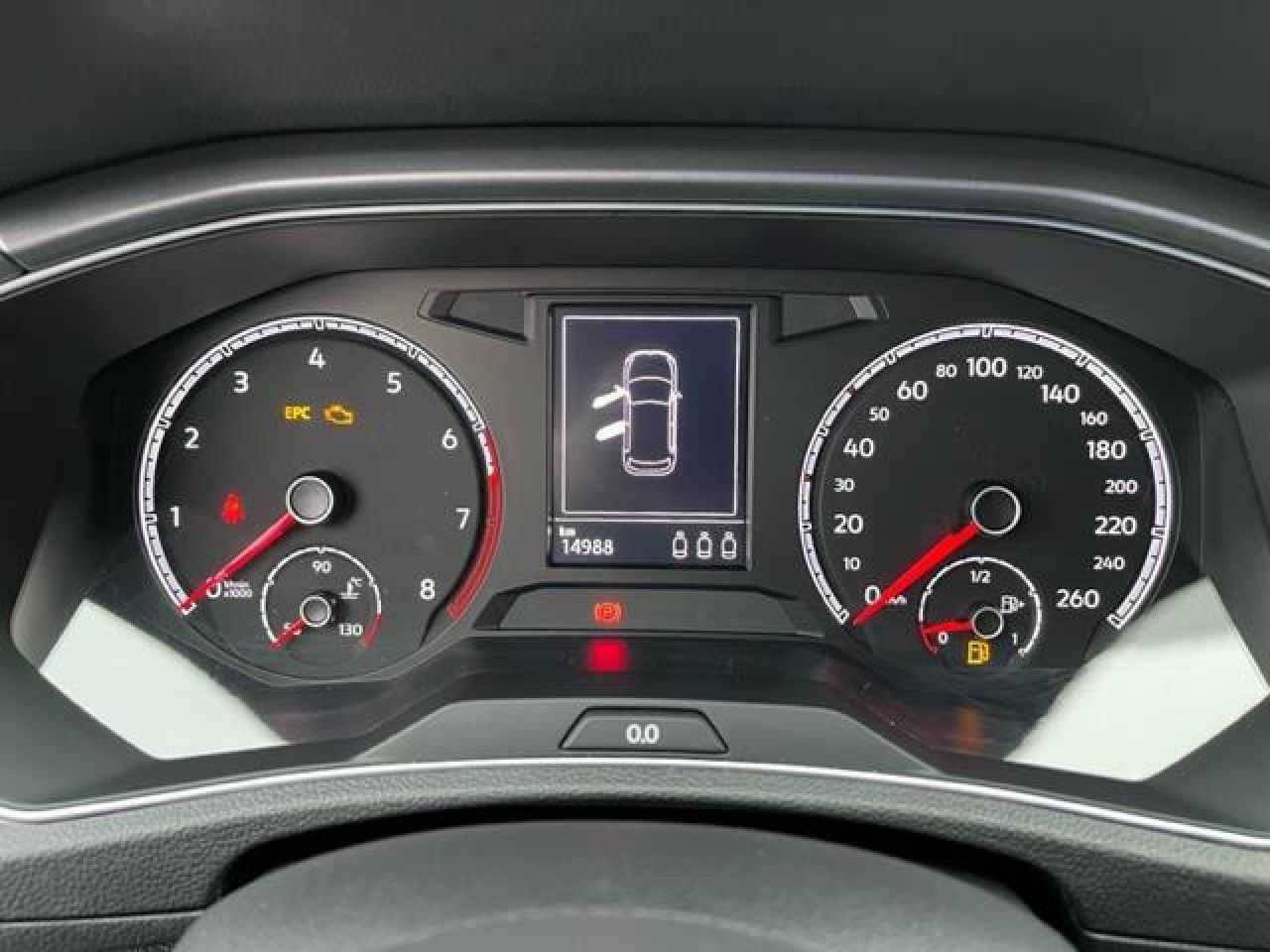Volkswagen T-Roc Active 1.5 TSI - Samsaru's Car Outlet