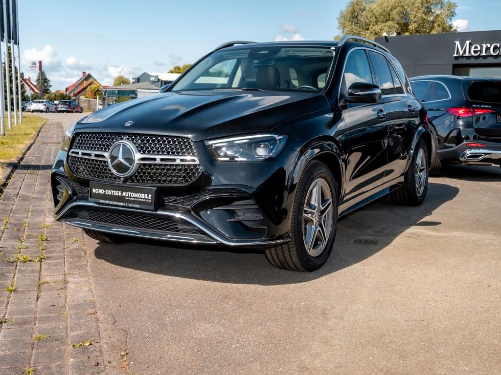 Mercedes-Benz GLE 300 d 4M AMG PREM. PANO AHK 360° HUD 20''