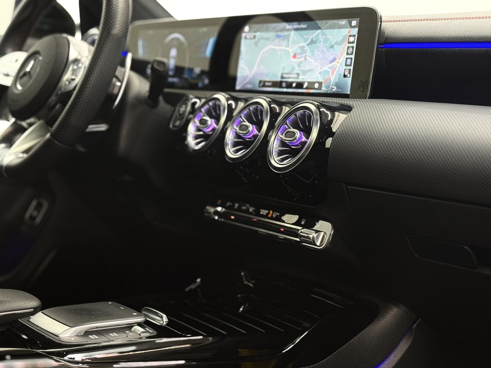 Mercedes-Benz CLA 35 AMG 4M Coupé - Samsaru's Car Outlet