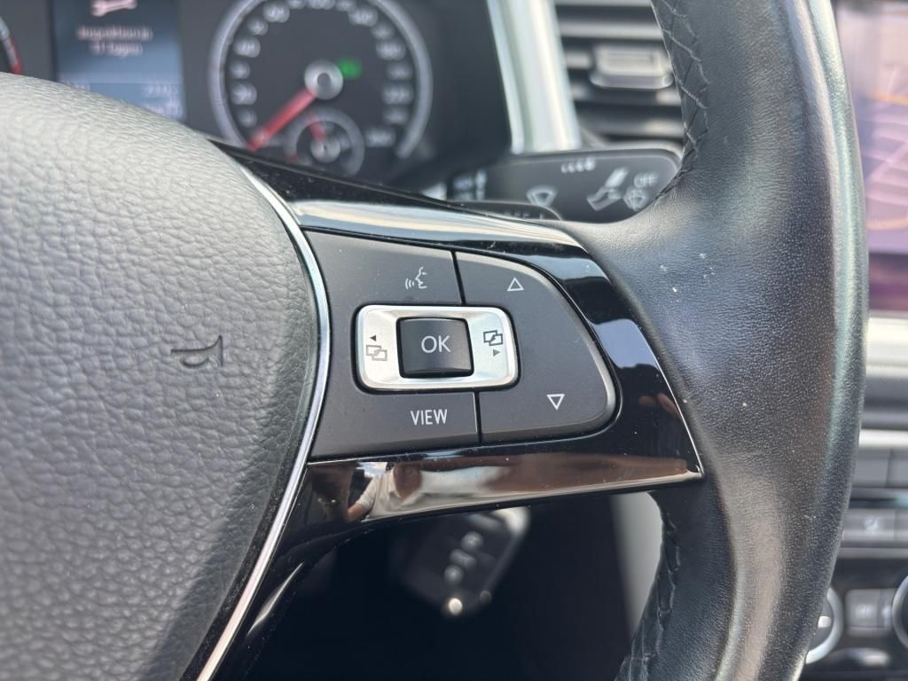 Volkswagen T-Roc 1.5 TSI Style - Samsaru's Car Outlet