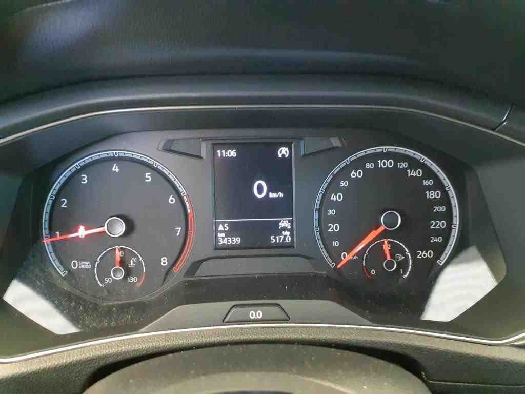 Volkswagen T-Roc 1.5 TSI Sport - Samsaru's Car Outlet
