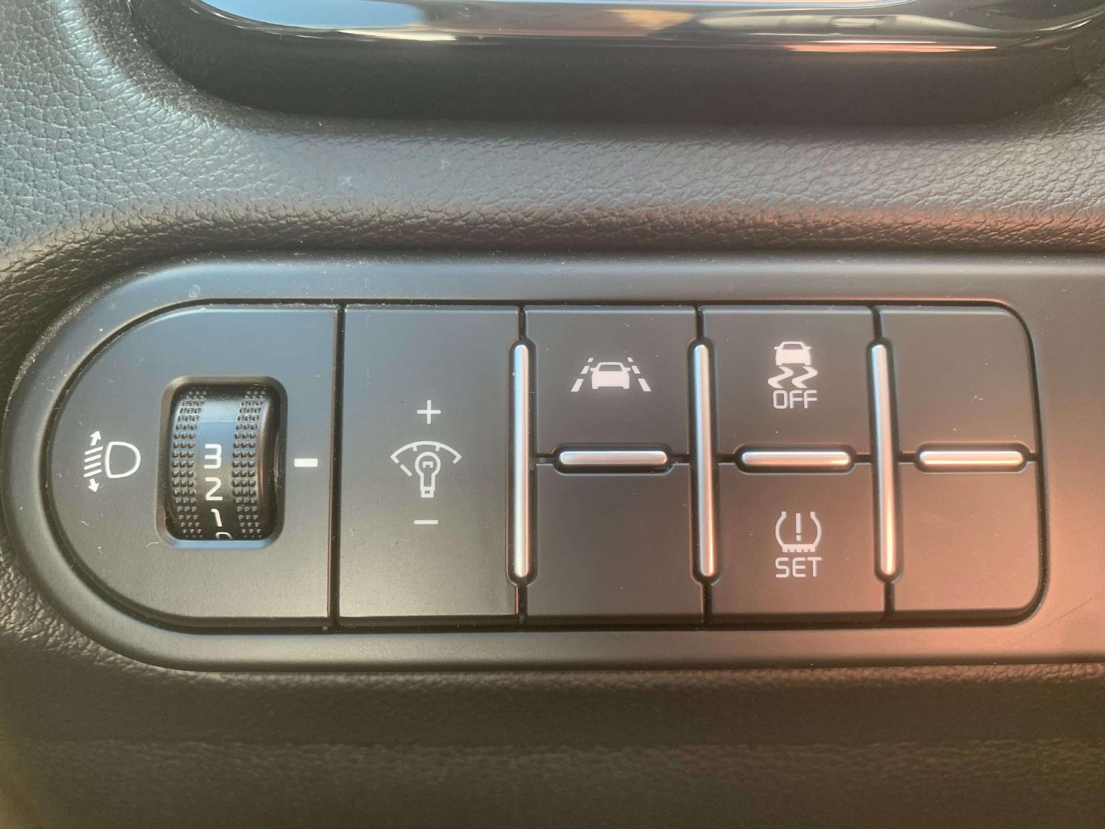 Kia XCeed Vision 1.5T DCT7-Automatik - Samsaru's Car Outlet