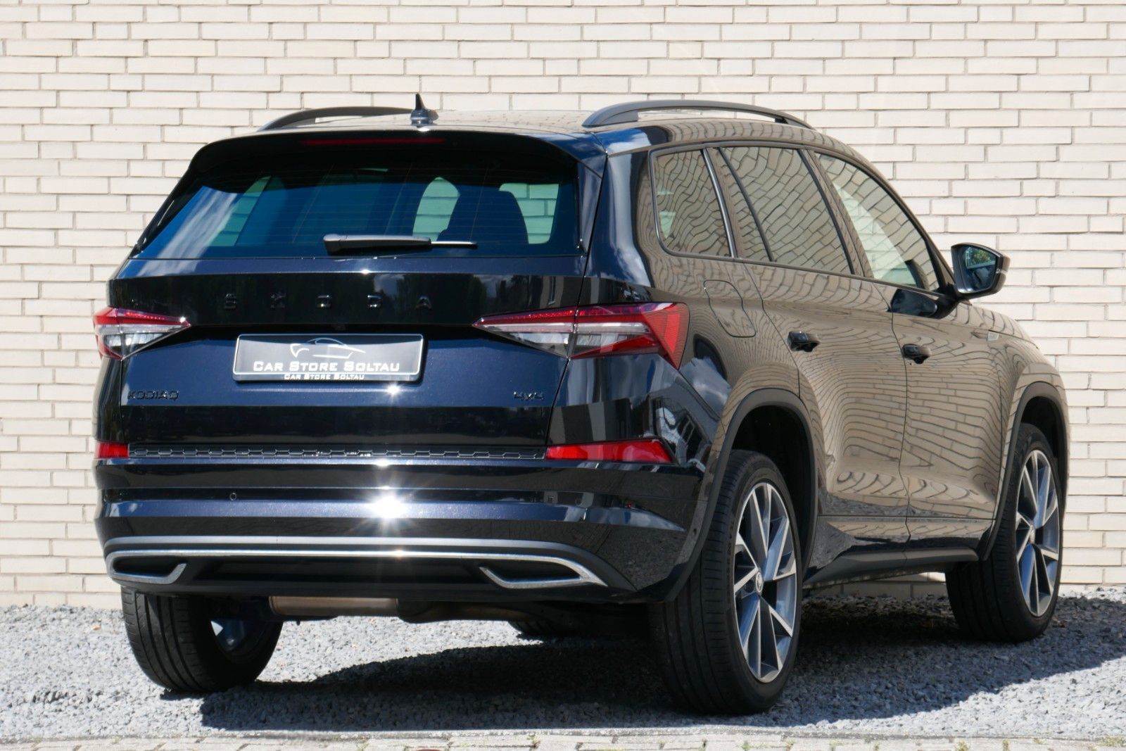 Skoda Kodiaq Sportline 4x4 Pano 360Cam Standheiz. AHK