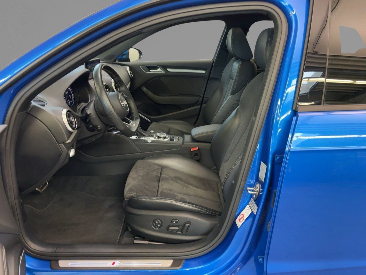 Audi A3 Sportback 40 e-tron Sport - Samsaru's Car Outlet