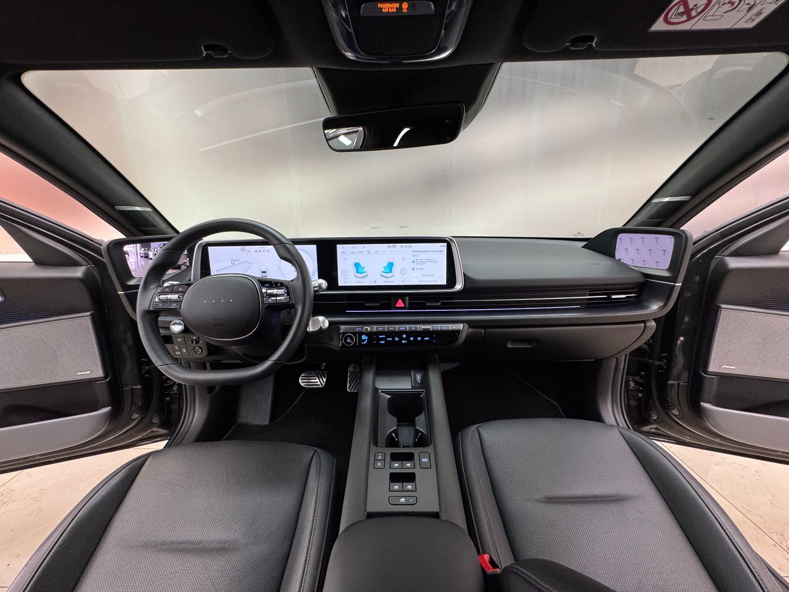 Hyundai IONIQ 6 77,4kWh 325ps 4WD Uniq 360°K/BOSE/DIGI