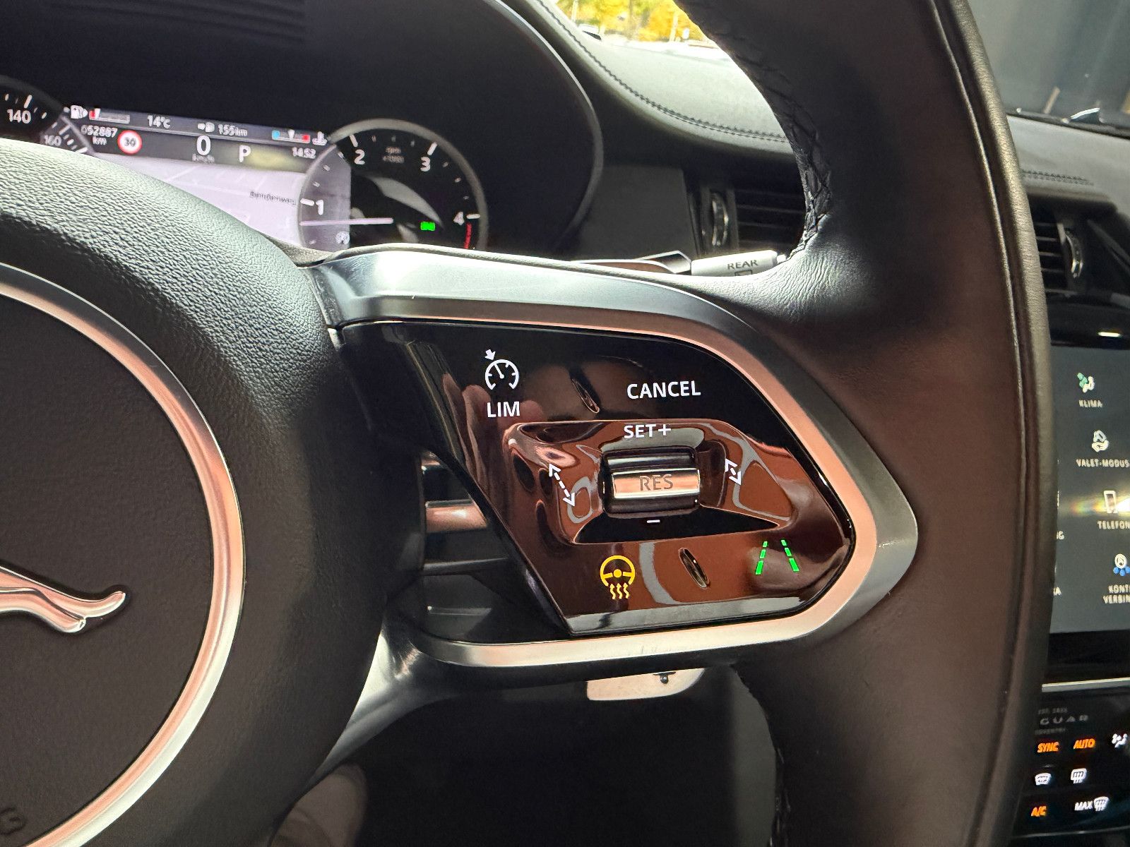 Jaguar E-Pace E-PACE S AWD/PANO/3d-KAMERA/LED/SHZ