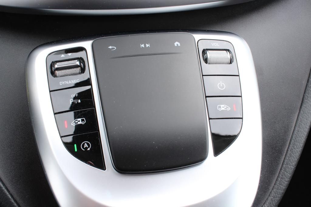 Mercedes-Benz V 300 d Avantgarde Edition - Samsaru's Car Outlet