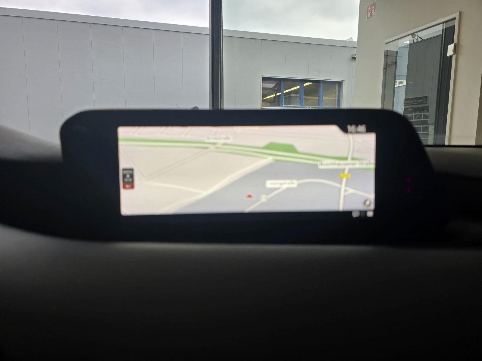 Mazda 3 Lim. 4-trg. Selection *HUD*NAV*BOSE*360°