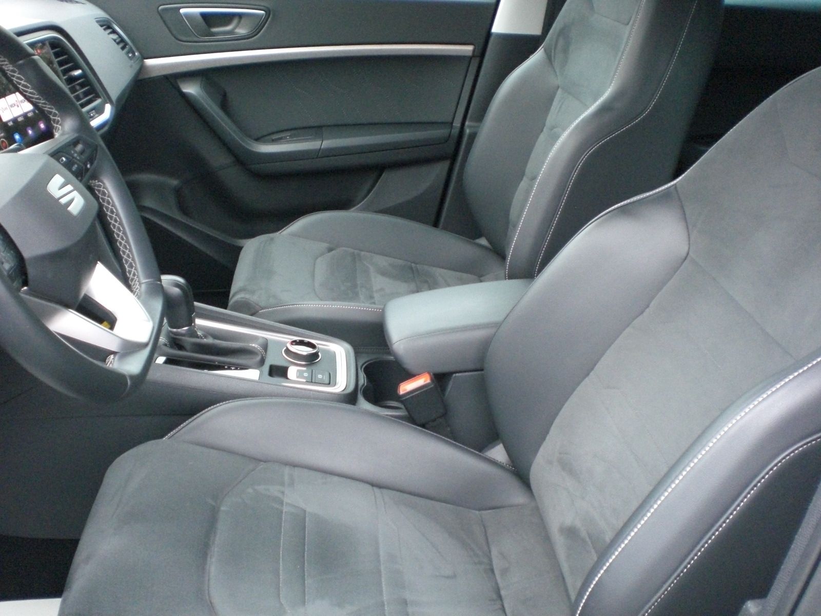 Seat Ateca Xperience 1.5 TSI DSG LED NAVI AHK ACC Are