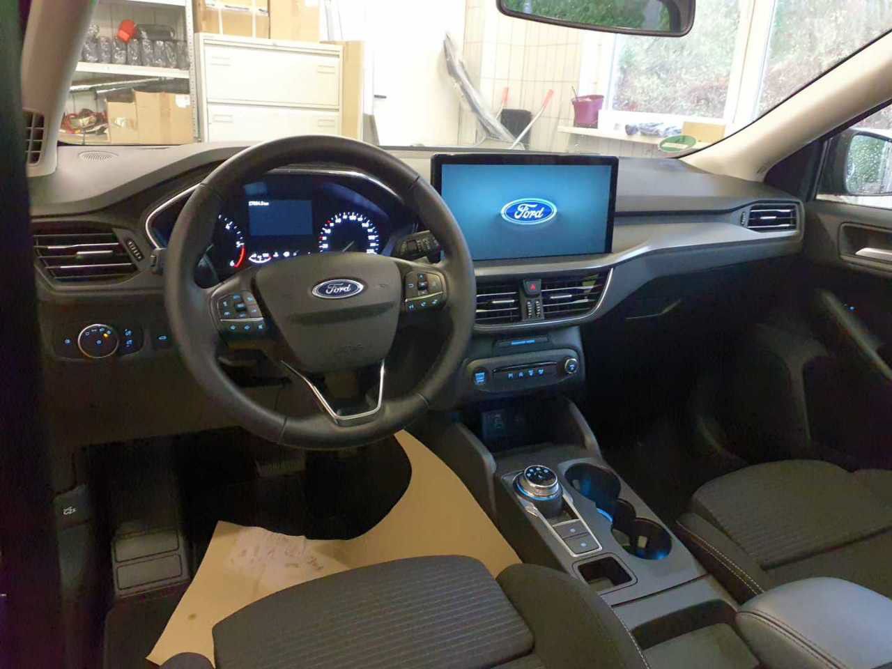 Ford Focus TOURER Titanium/AHK/PANO/MATRIX/B&O/KAMERA