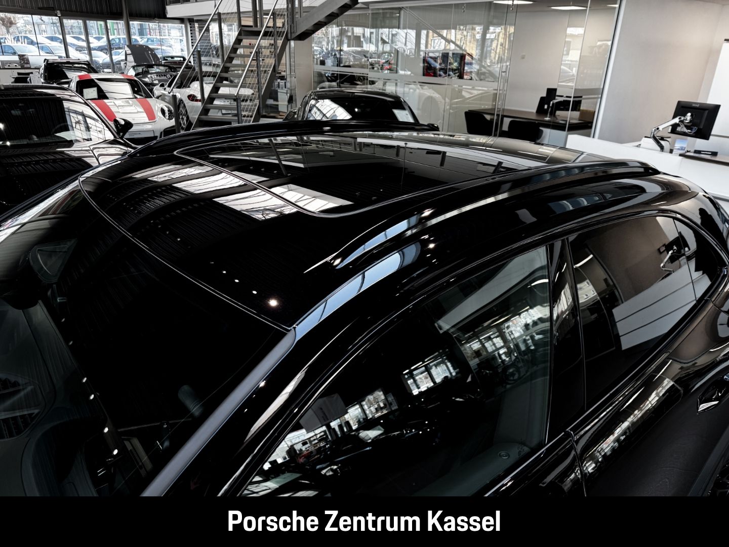 Porsche Macan Electric 4S
