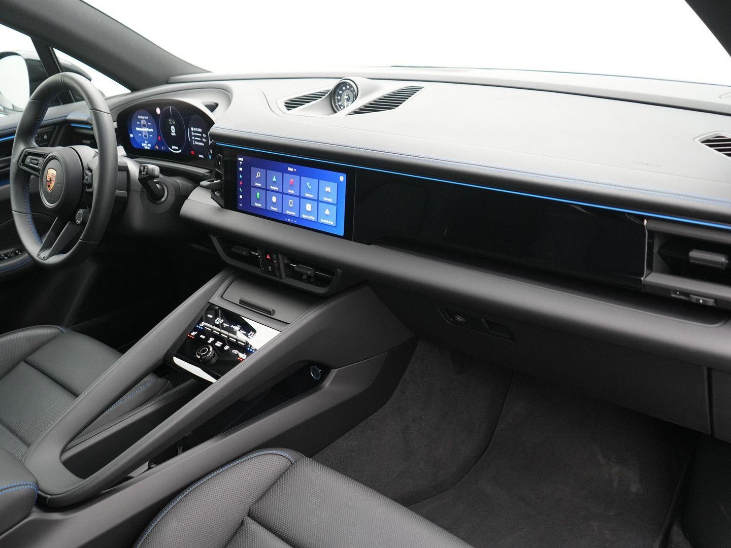 Porsche Macan 4