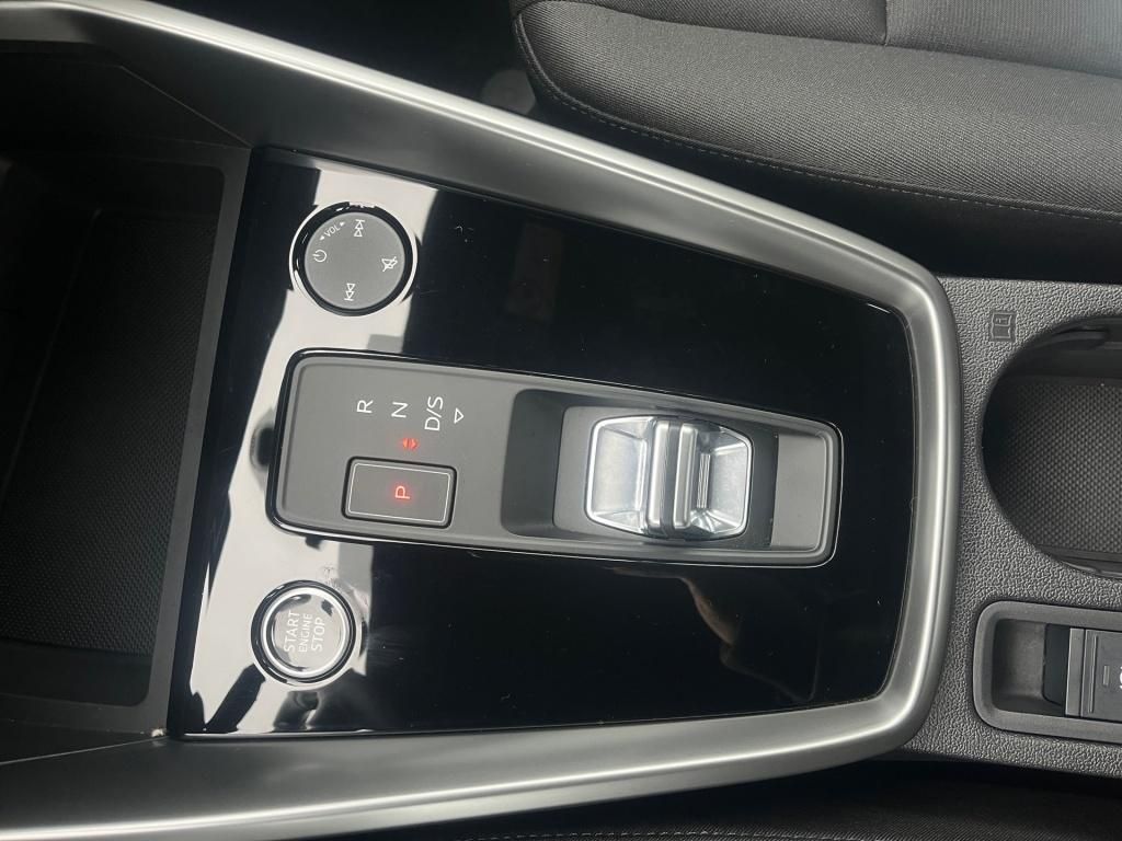 Audi A3 30 TFSI Limousine advanced LED/MMI+/VIRT/ACC