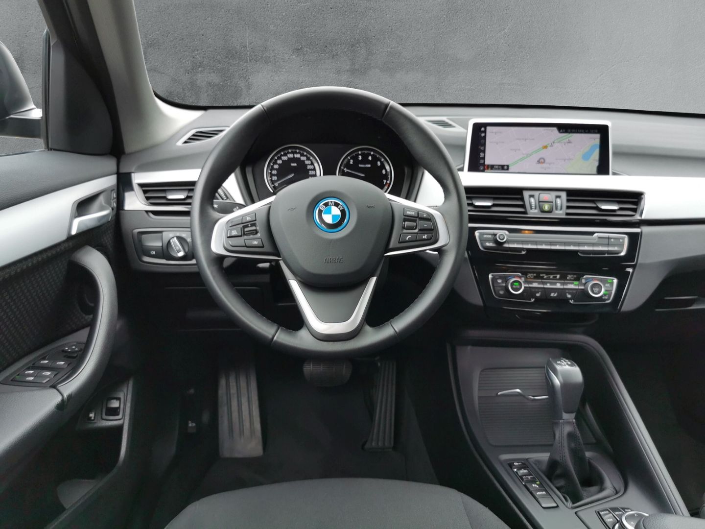 BMW X1 xDRIVE 25e ADVANTAGE - Samsaru's Car Outlet