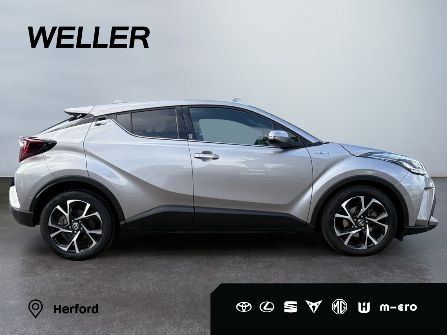 Toyota C-HR 1.8 Hybrid Team - Samsaru's Car Outlet
