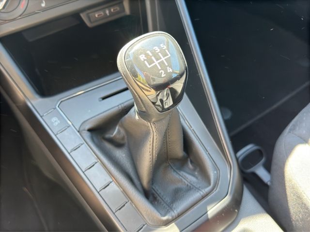 Volkswagen Taigo 1.0 TSI - Samsaru's Car Outlet