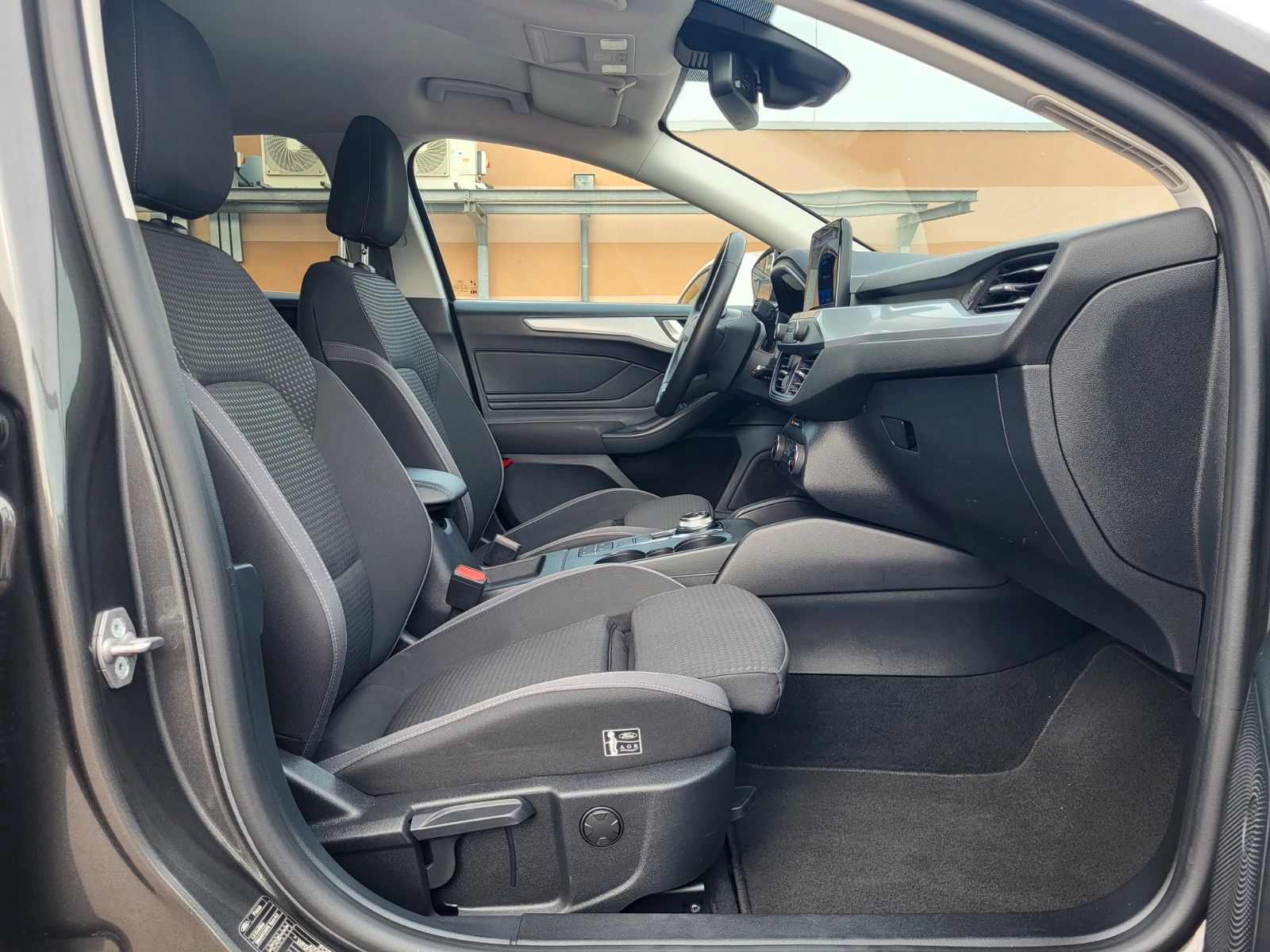 Ford Focus 1.5D - Samsaru's Car Outlet