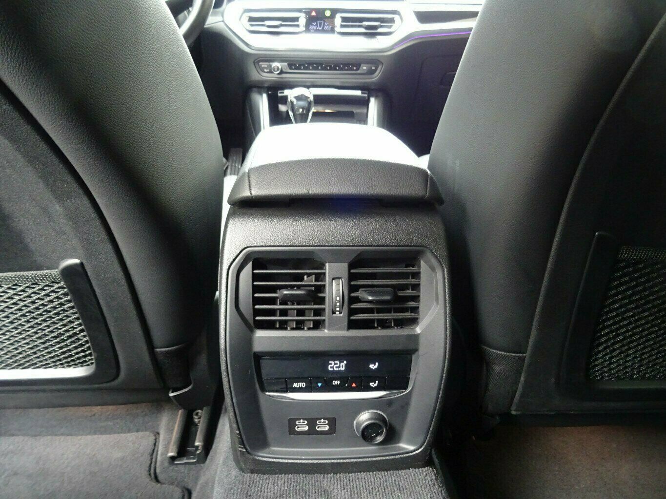 BMW 320D Sportline xDrive - Samsaru's Car Outlet