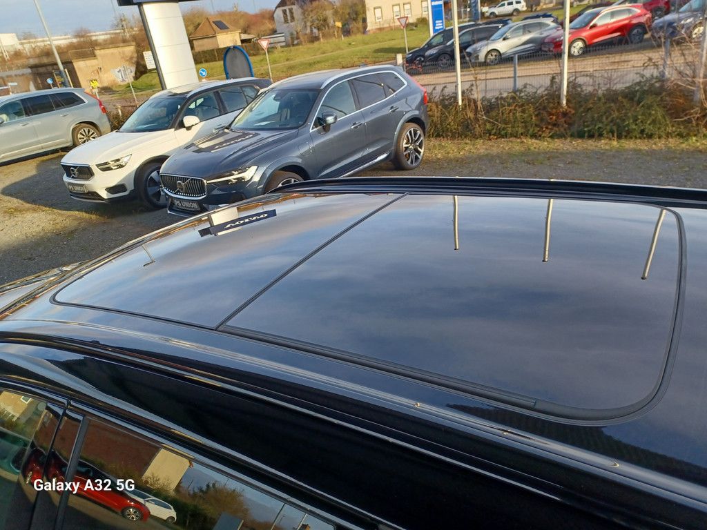 Volvo XC60 T8° Ultimate Dark Recharge Plug-In Hybrid A