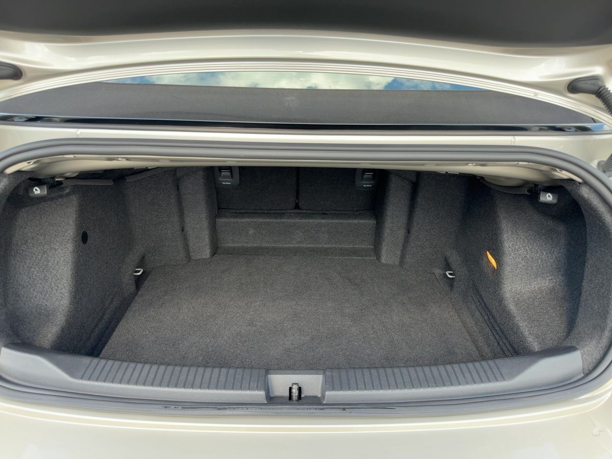 Volkswagen T-Roc Cabriolet 1.0 TSI Style Black Style - Samsaru's Car Outlet