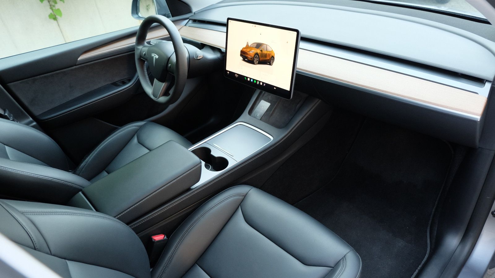 Tesla Model Y Long Range Dual AWD