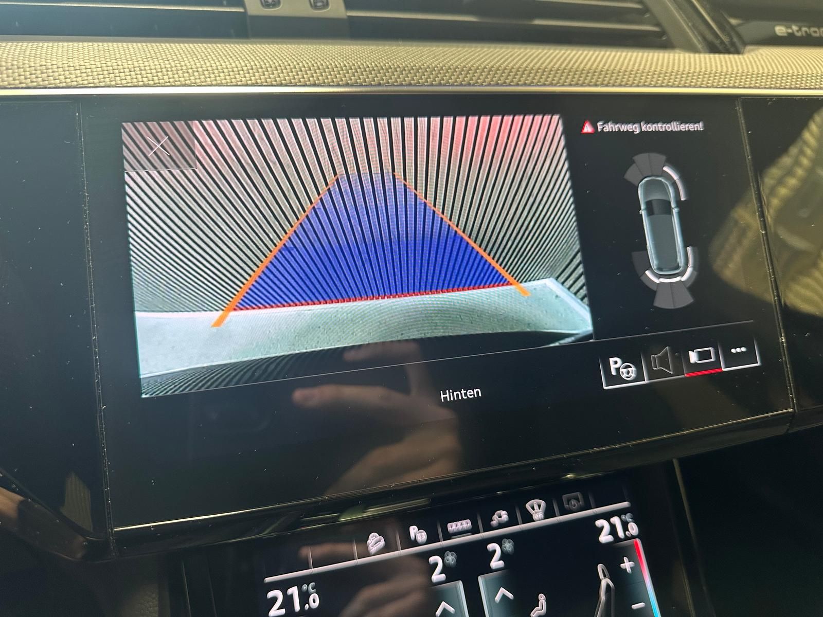 Audi e-tron 55 quattro S line 95kWh UPE106T€|BlackEd.