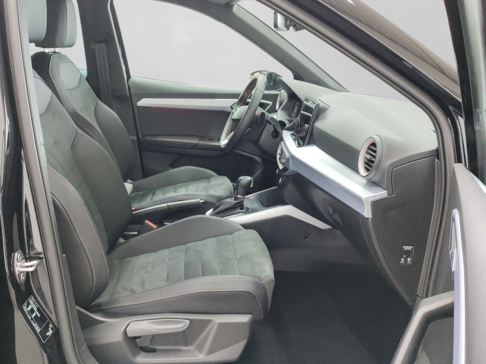 Seat Arona 1.5 TSI DSG FR NAVI AHK ACC GJR