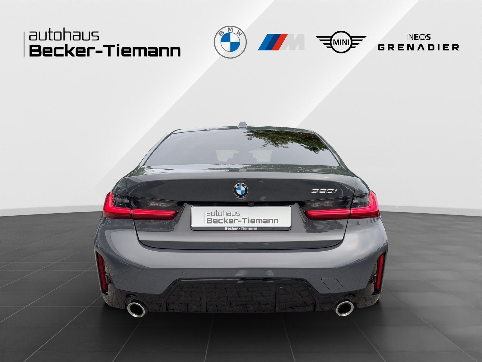 BMW 320i Limousine M-Sport Head-Up Glasdach DrivAss.