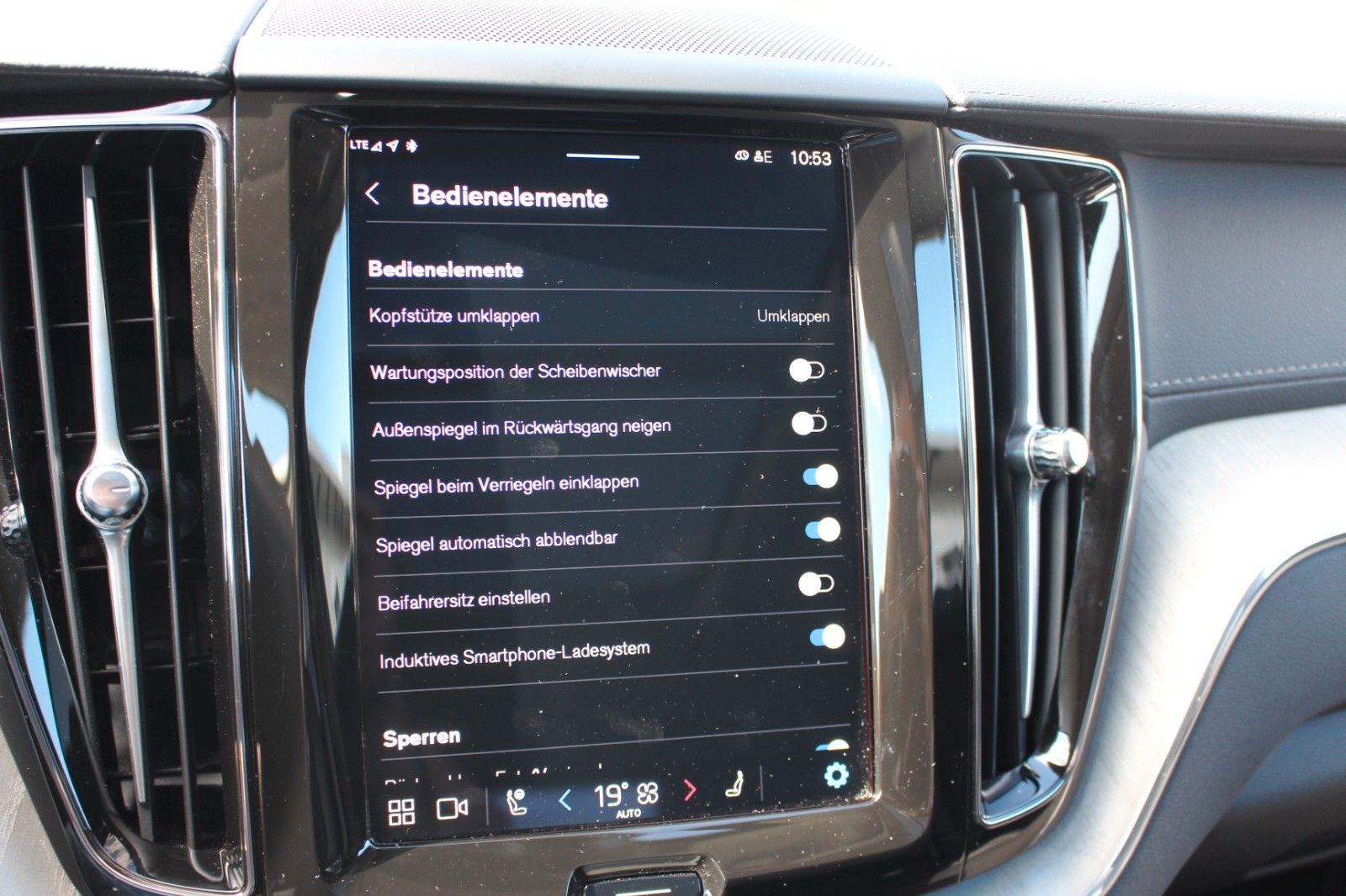 Volvo XC60 B5 Benzin Ultra Dark Massage Sitze